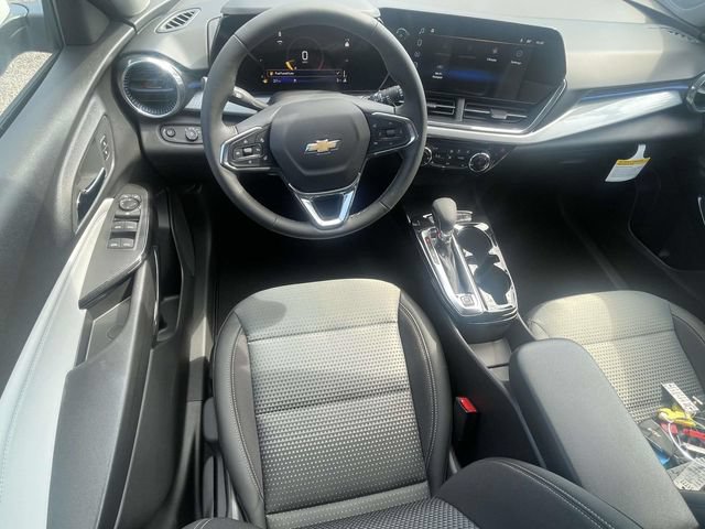 New 2026 Chevrolet Trax LT w/ Driver Confidence Package FWD image 11