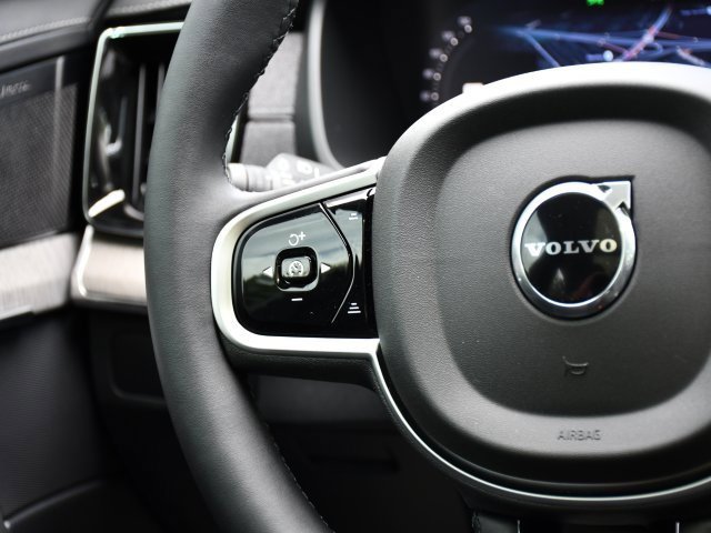 New 2026 Volvo XC90 B6 Ultra w/ Protection Package Premier image 23