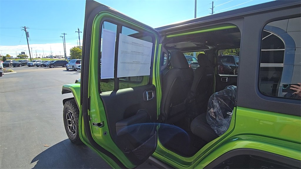 New 2026 Jeep Wrangler Unlimited Rubicon image 15