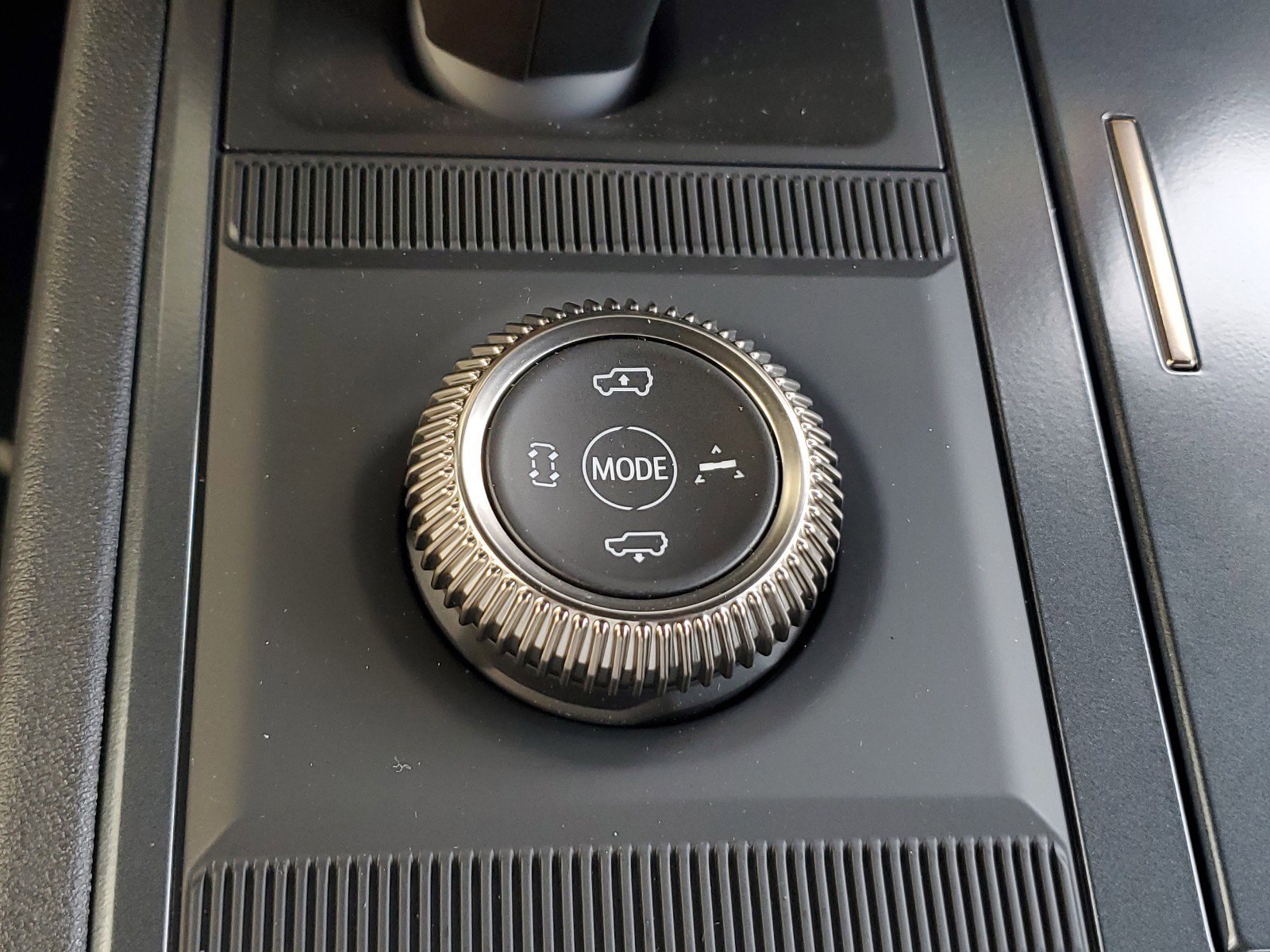 New 2025 GMC Hummer EV 2X image 32