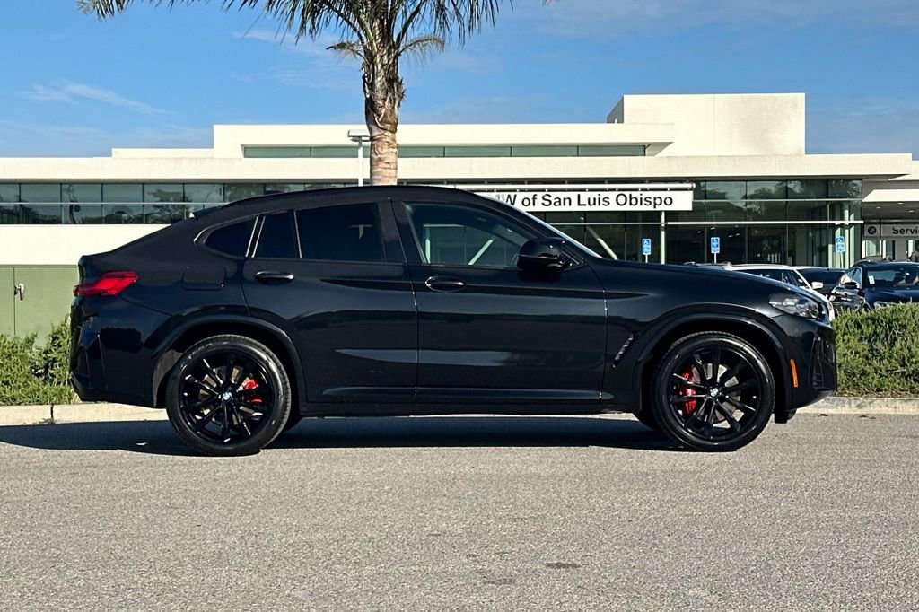 Used 2023 BMW X4 M40i w/ Shadowloine Package AWD/4WD video 2
