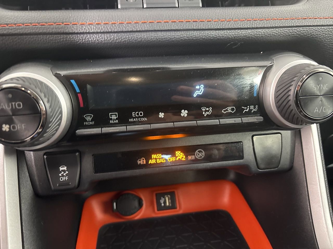 Used 2023 Toyota RAV4 Adventure image 15