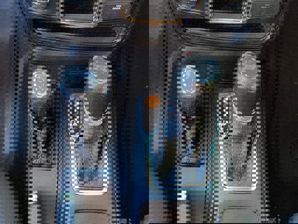 Used 2022 Jeep Wrangler Sport image 19