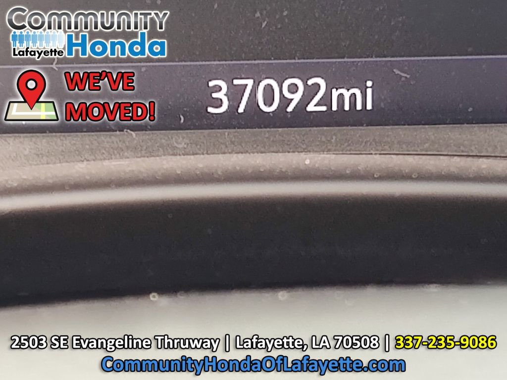 Used 2023 GMC Terrain SLT w/ LPO, Floor Liner Package FWD image 39