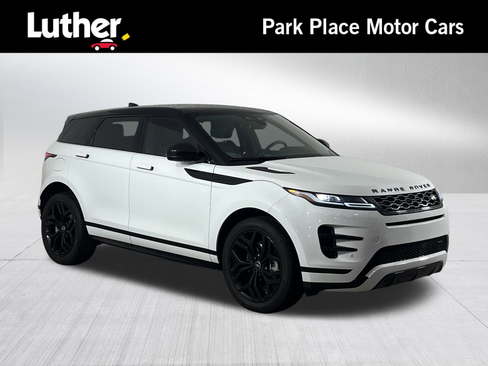 Used 2023 Land Rover Range Rover Evoque R-Dynamic SE image 1