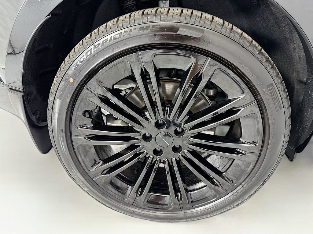New 2026 Land Rover Range Rover SE AWD/4WD image 33