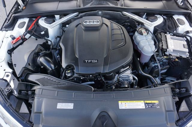 Used 2019 Audi A4 2.0T Premium image 16