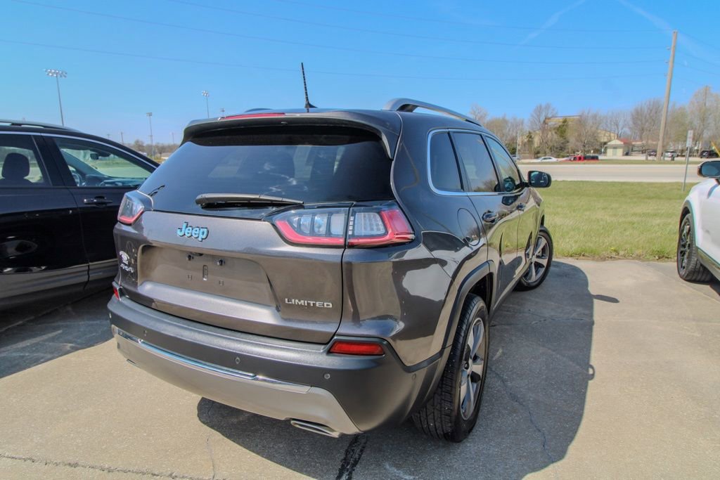Used 2021 Jeep Cherokee Limited w/ Elite Package image 3