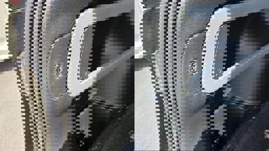 Used 2018 Jeep Cherokee Limited image 42