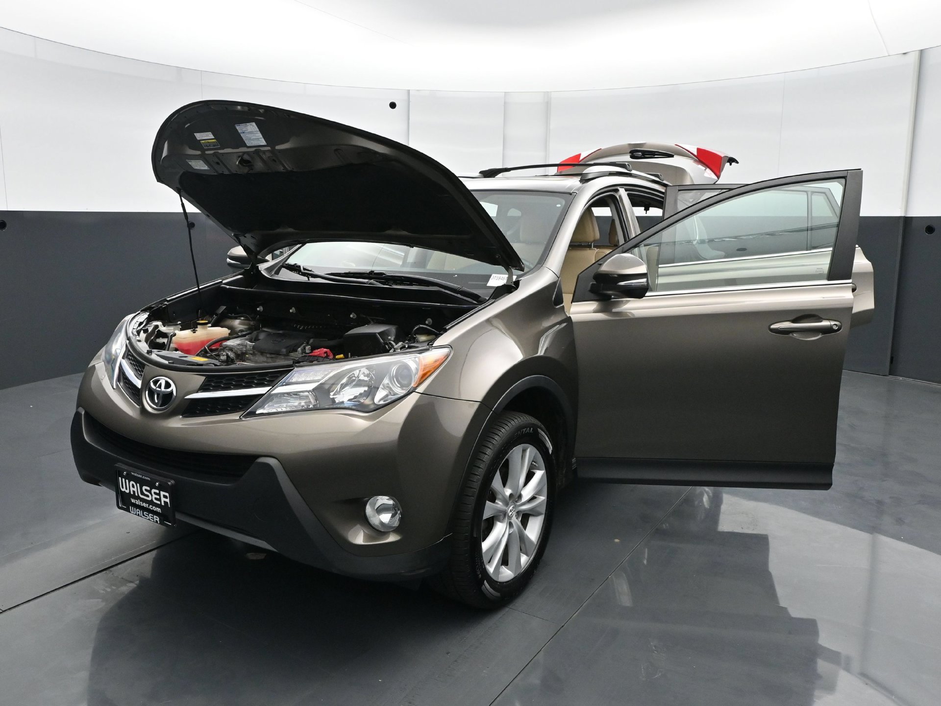 Used 2014 Toyota RAV4 Limited AWD/4WD image 28