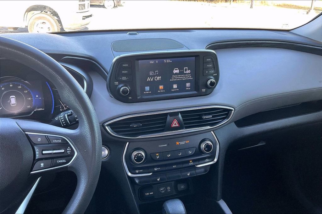 Used 2019 Hyundai Santa Fe SEL image 6