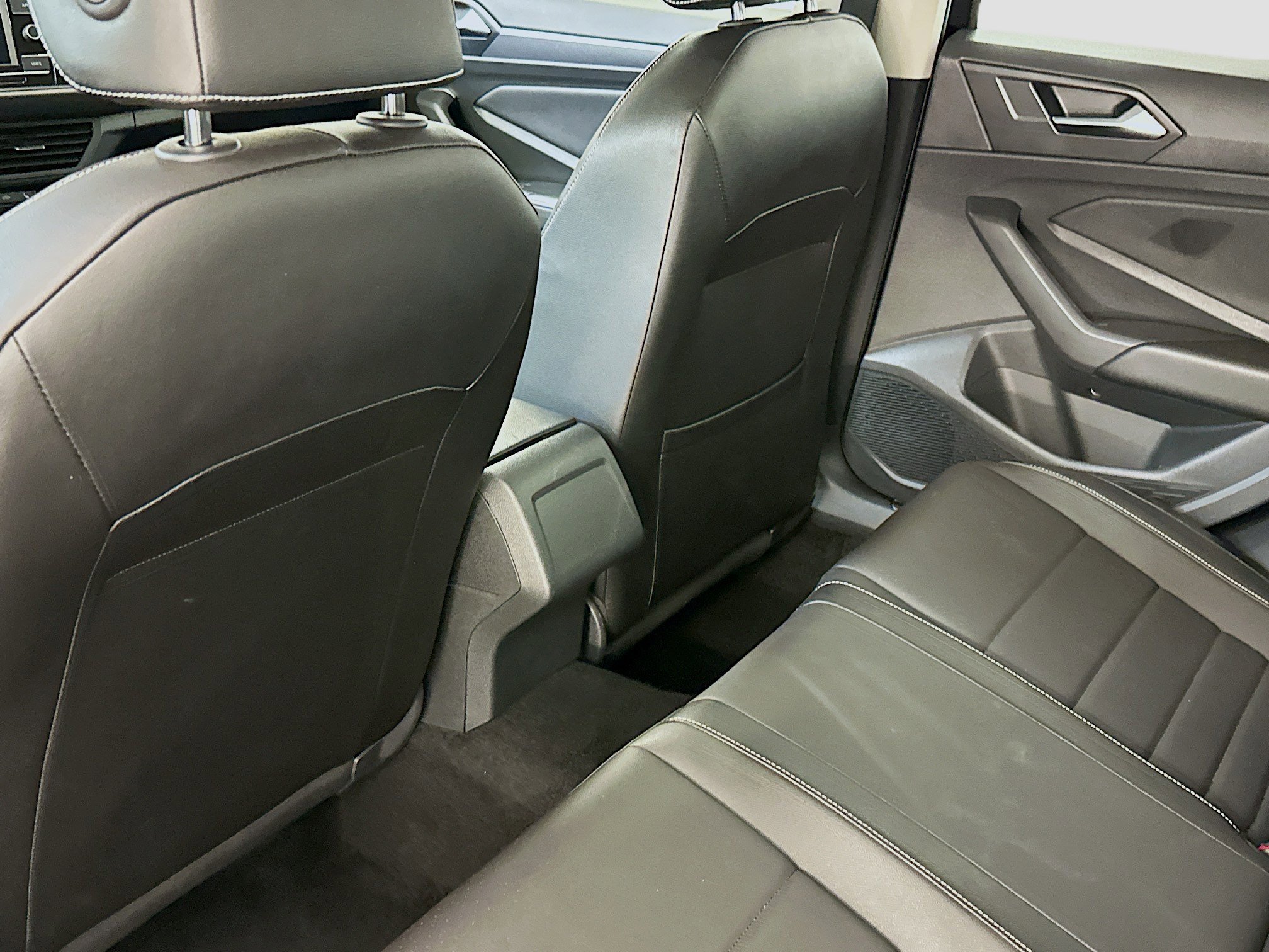 Used 2024 Volkswagen Jetta SE image 27