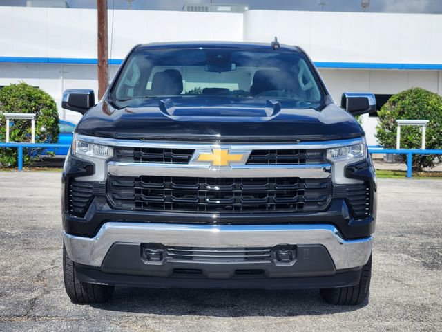 Used 2023 Chevrolet Silverado 1500 LT AWD/4WD image 2