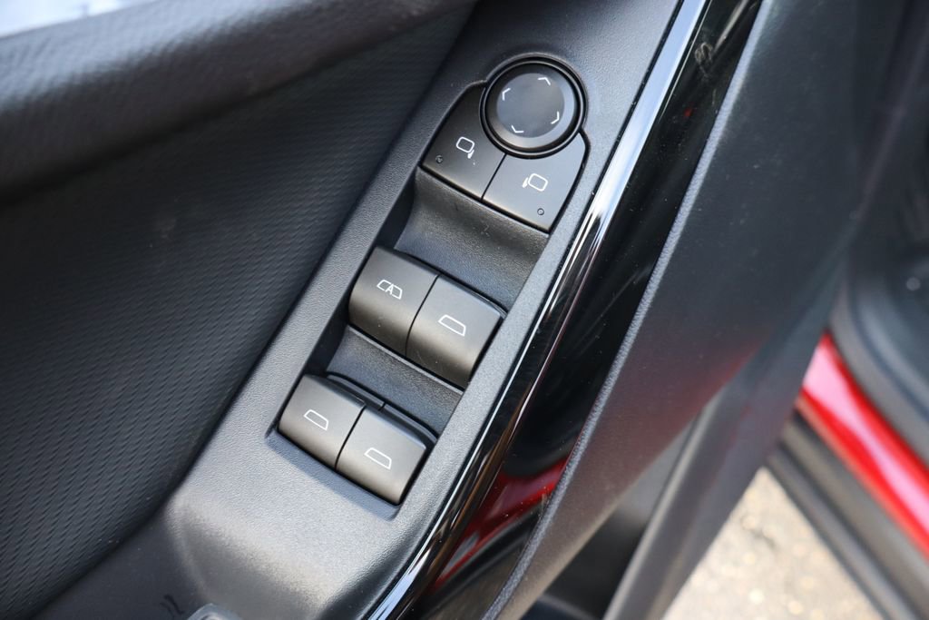 New 2026 Chevrolet Equinox LT image 17