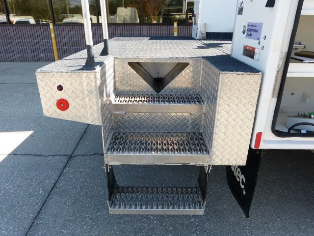 Used 2017 Ford F450 XL w/ Snow Plow Prep Package image 34