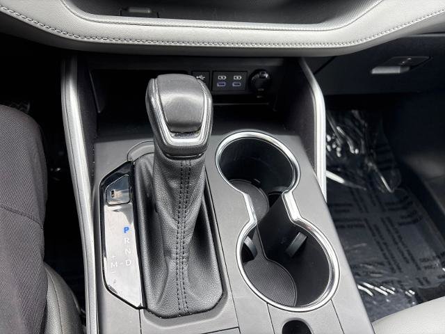 Used 2022 Toyota Highlander XLE image 18