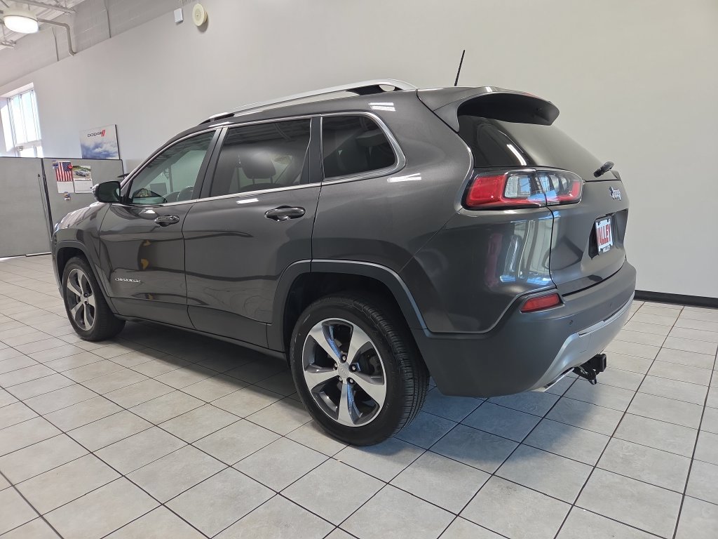 Used 2019 Jeep Cherokee Limited FWD image 8
