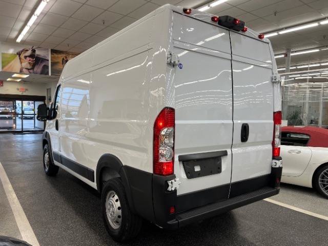 Used 2023 RAM ProMaster 2500 w/ Convenience Group FWD image 8