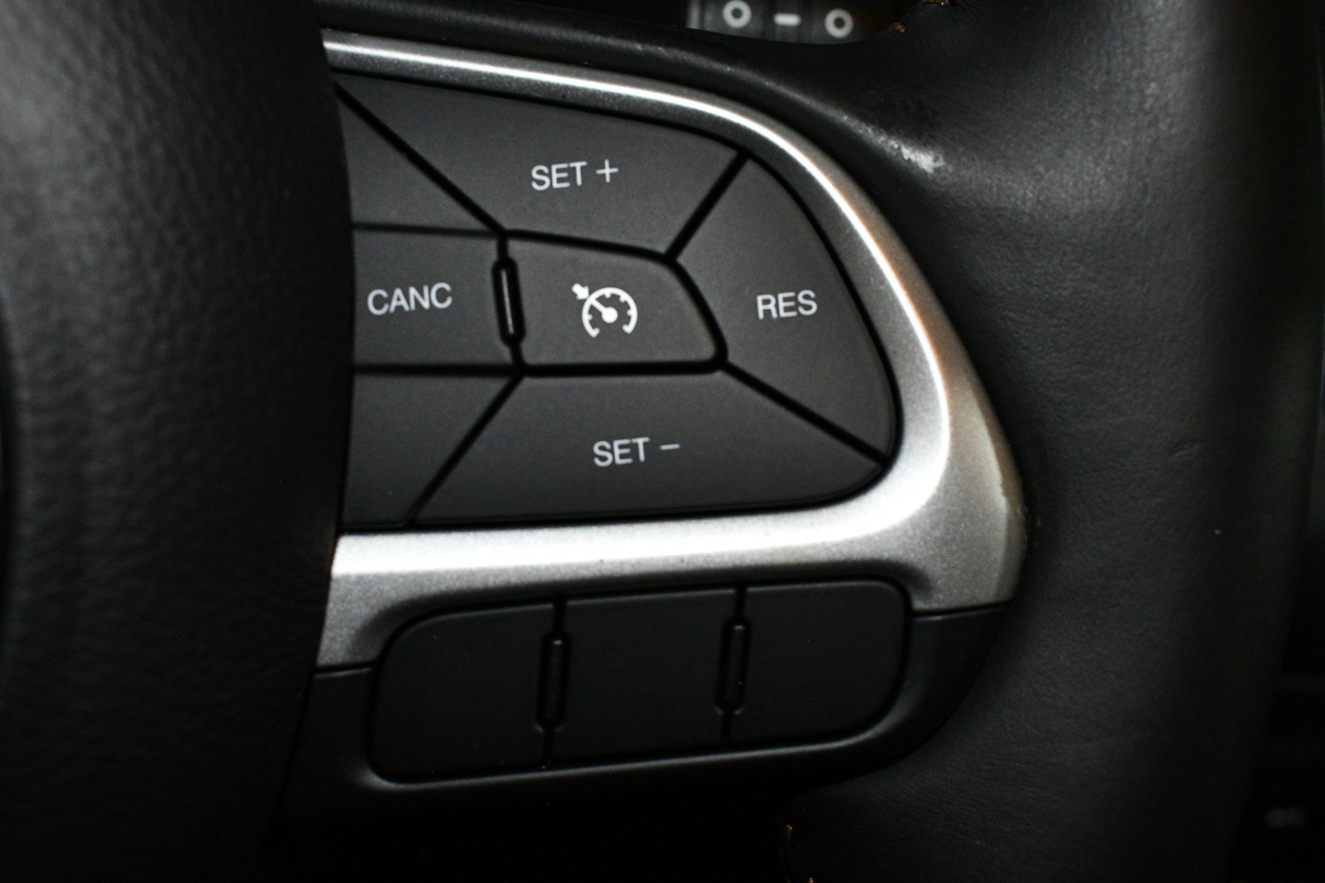 Used 2019 Jeep Compass Latitude w/ Popular Equipment Group image 30