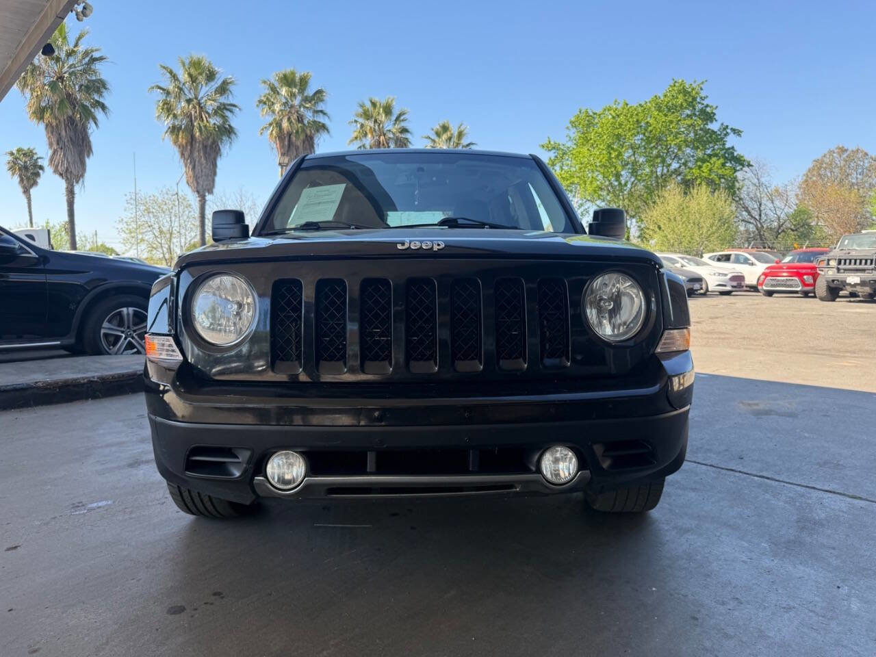 Used 2016 Jeep Patriot High Altitude FWD image 27