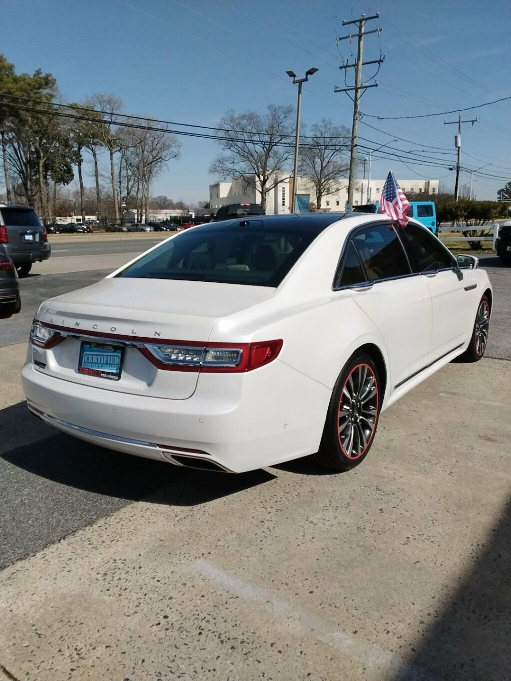 Used 2017 Lincoln Continental Reserve w/ Technology Package image 4