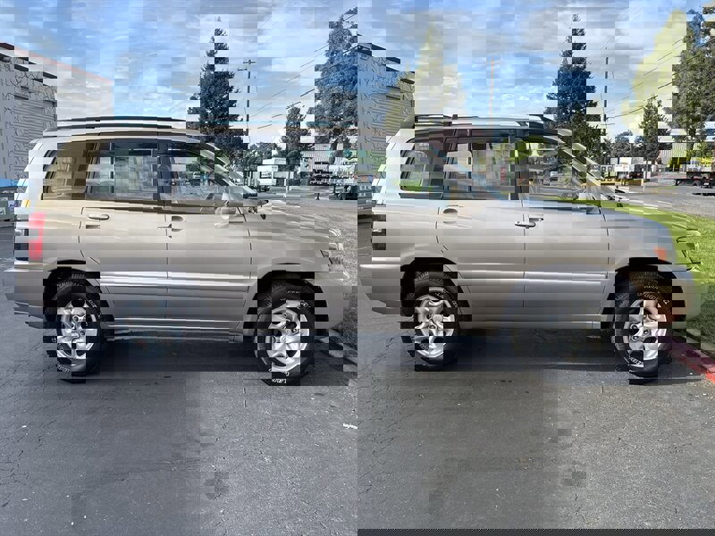 Used 2005 Toyota Highlander 2WD image 14