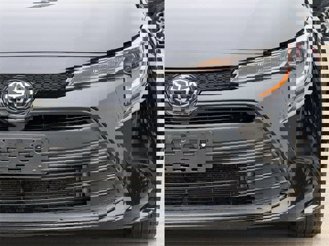 Used 2025 Toyota Corolla LE image 9