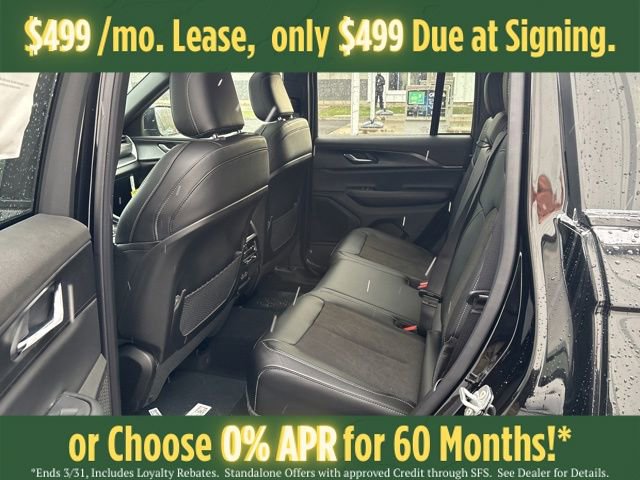 New 2025 Jeep Grand Cherokee Altitude image 23