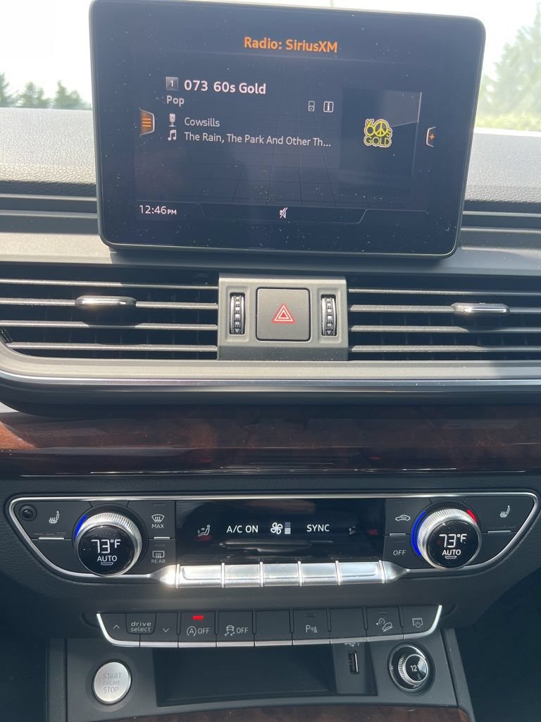 Used 2020 Audi Q5 2.0T Premium w/ Convenience Package AWD/4WD image 14