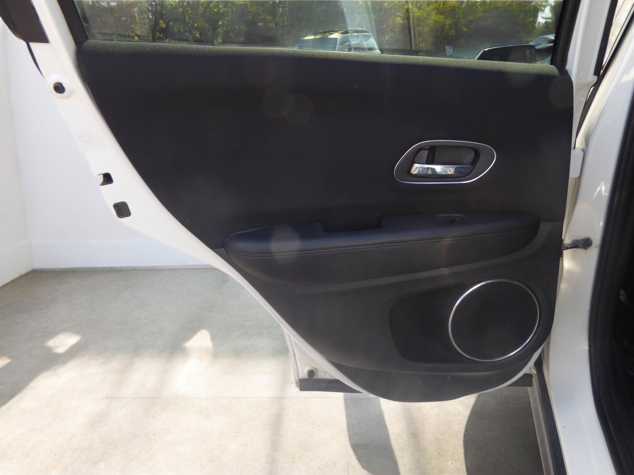 Used 2016 Honda HR-V EX image 18