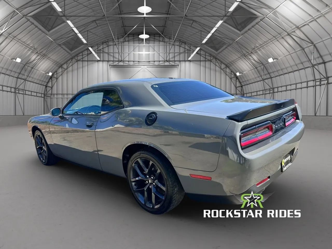Used 2019 Dodge Challenger SXT w/ Blacktop Package RWD image 13