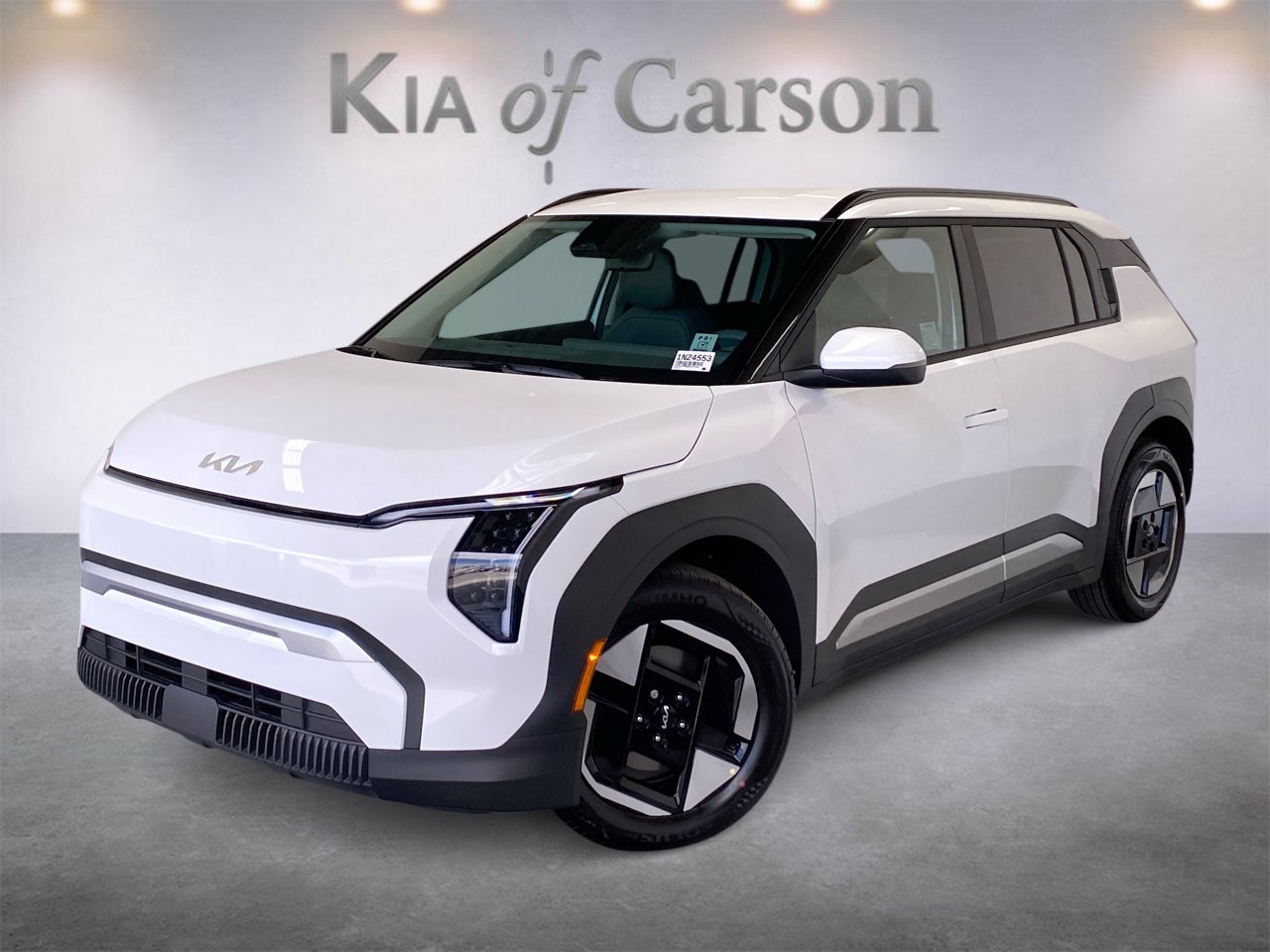New 2027 Kia EV3 Wind FWD image 1