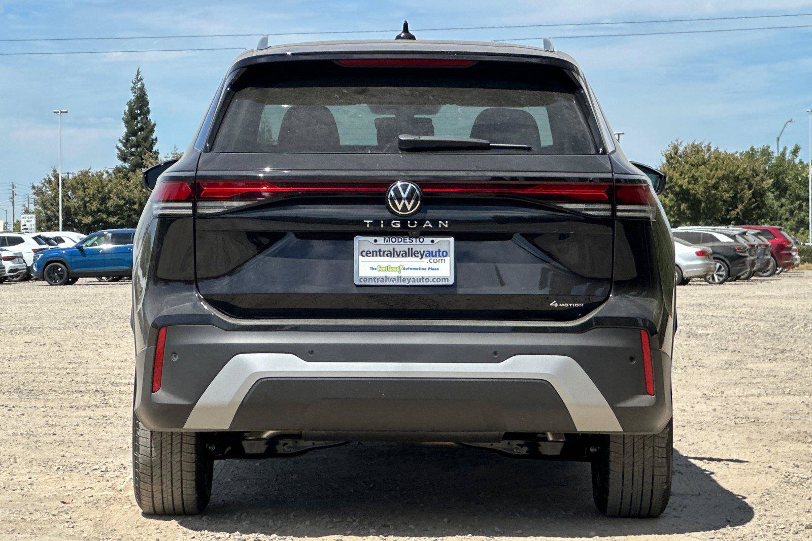 New 2026 Volkswagen Tiguan S AWD/4WD image 5