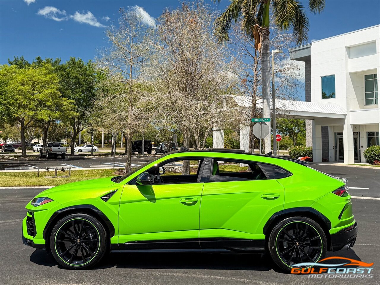 Used 2021 Lamborghini Urus image 47