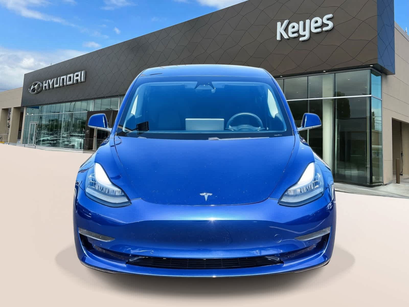 Used 2020 Tesla Model 3 Standard Range RWD image 2