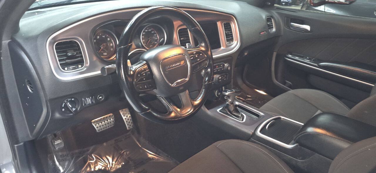 Used 2021 Dodge Charger Scat Pack w/ Navigation & Travel Group RWD image 10