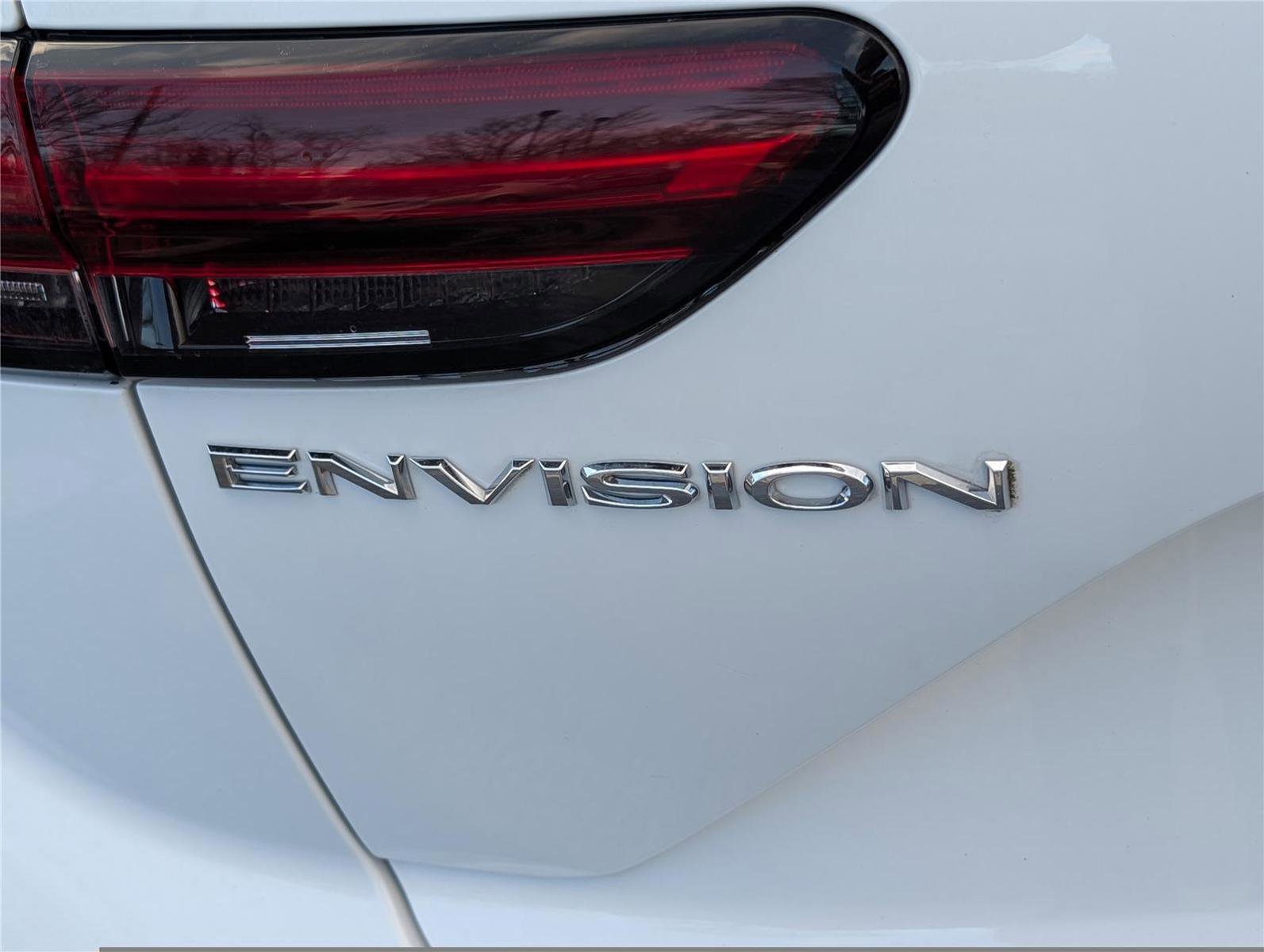 Used 2023 Buick Envision Preferred image 9