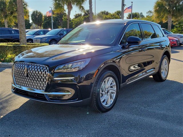 Certified 2024 Lincoln Corsair FWD image 3