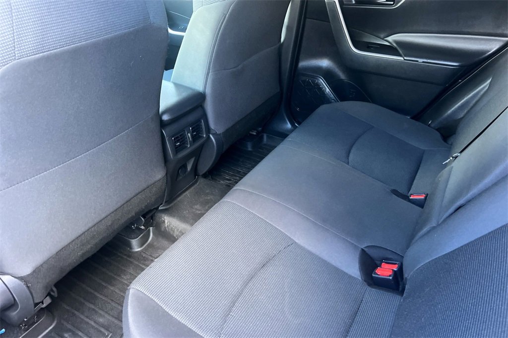 Used 2024 Toyota RAV4 LE image 14