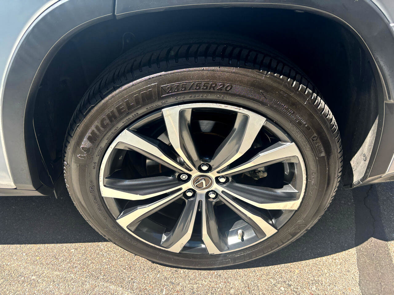 Used 2022 Lexus RX 350L Premium image 5