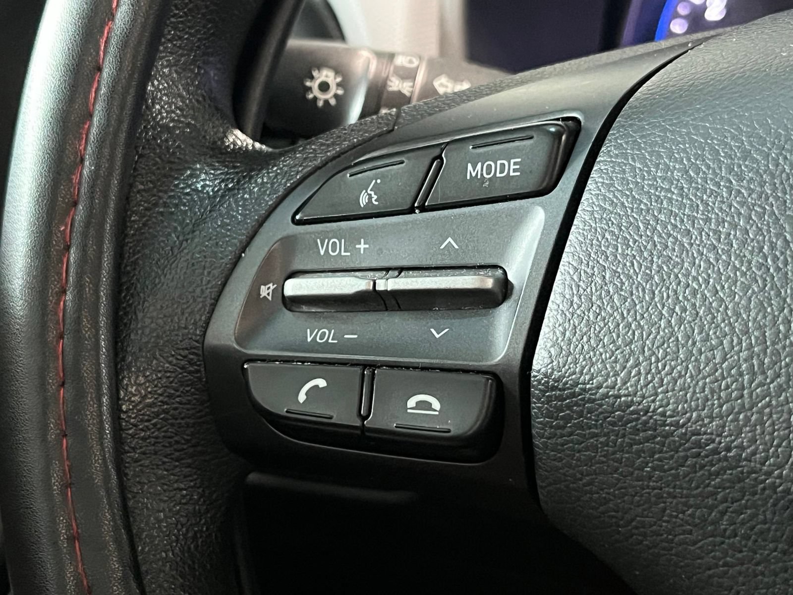 Used 2019 Hyundai Kona SE FWD image 29