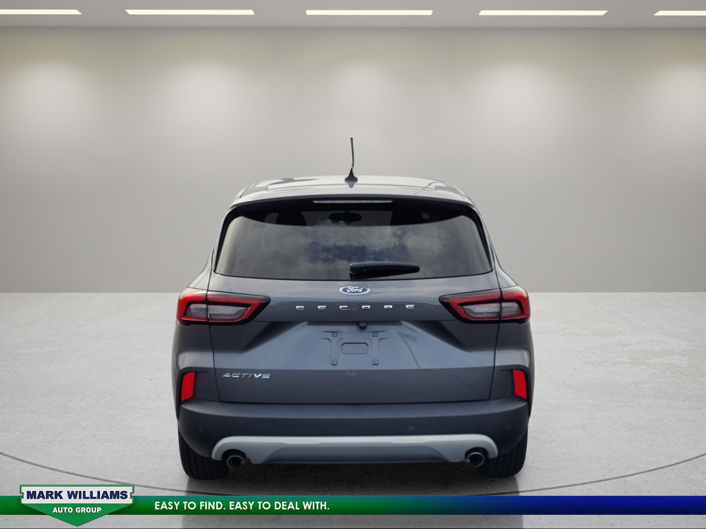 Used 2023 Ford Escape Active w/ Cold Weather Package FWD image 5