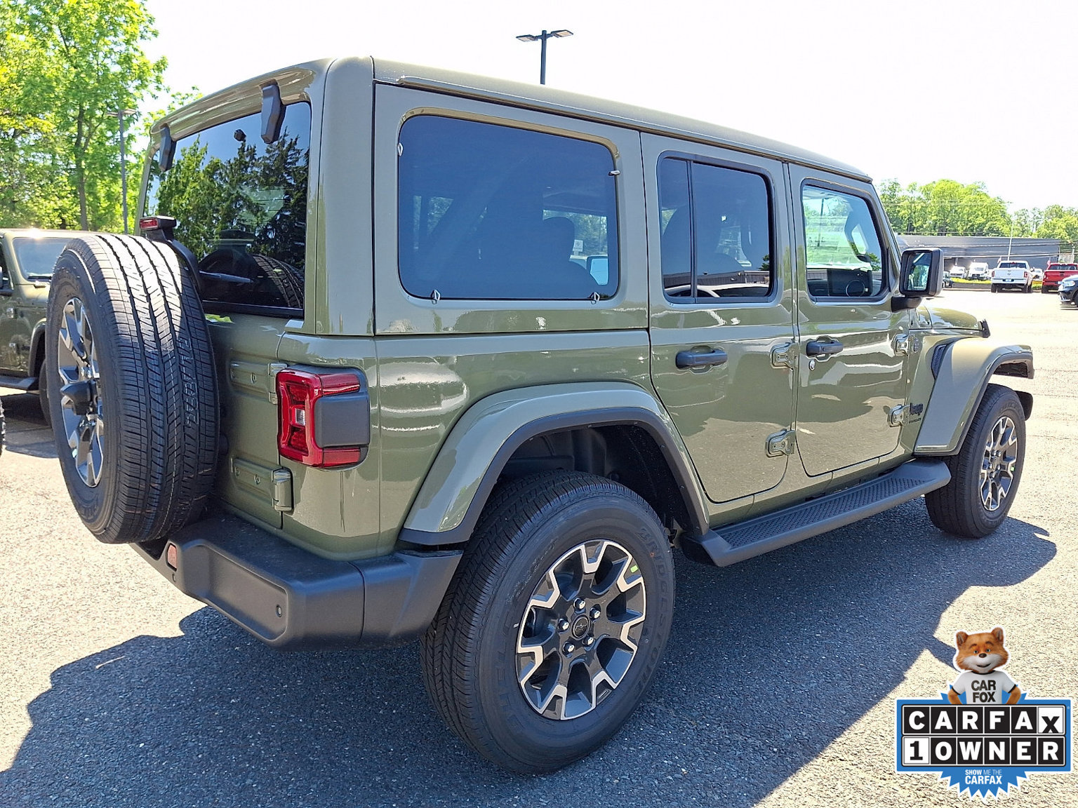 New 2026 Jeep Wrangler Unlimited Sahara AWD/4WD image 3