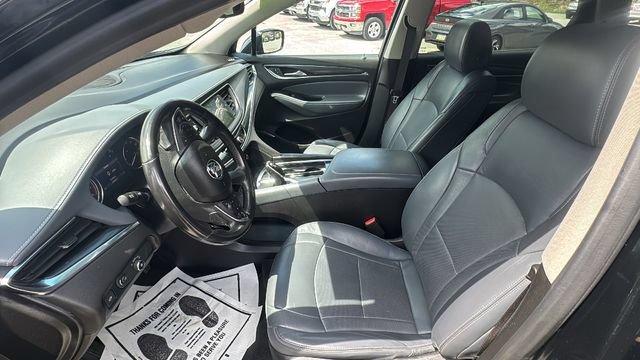 Used 2020 Buick Enclave Essence w/ Sound and Sites Package AWD/4WD image 14