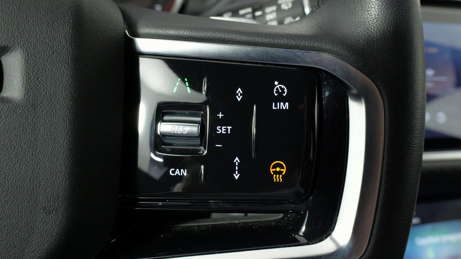 Used 2023 Land Rover Range Rover Velar R-Dynamic S image 57