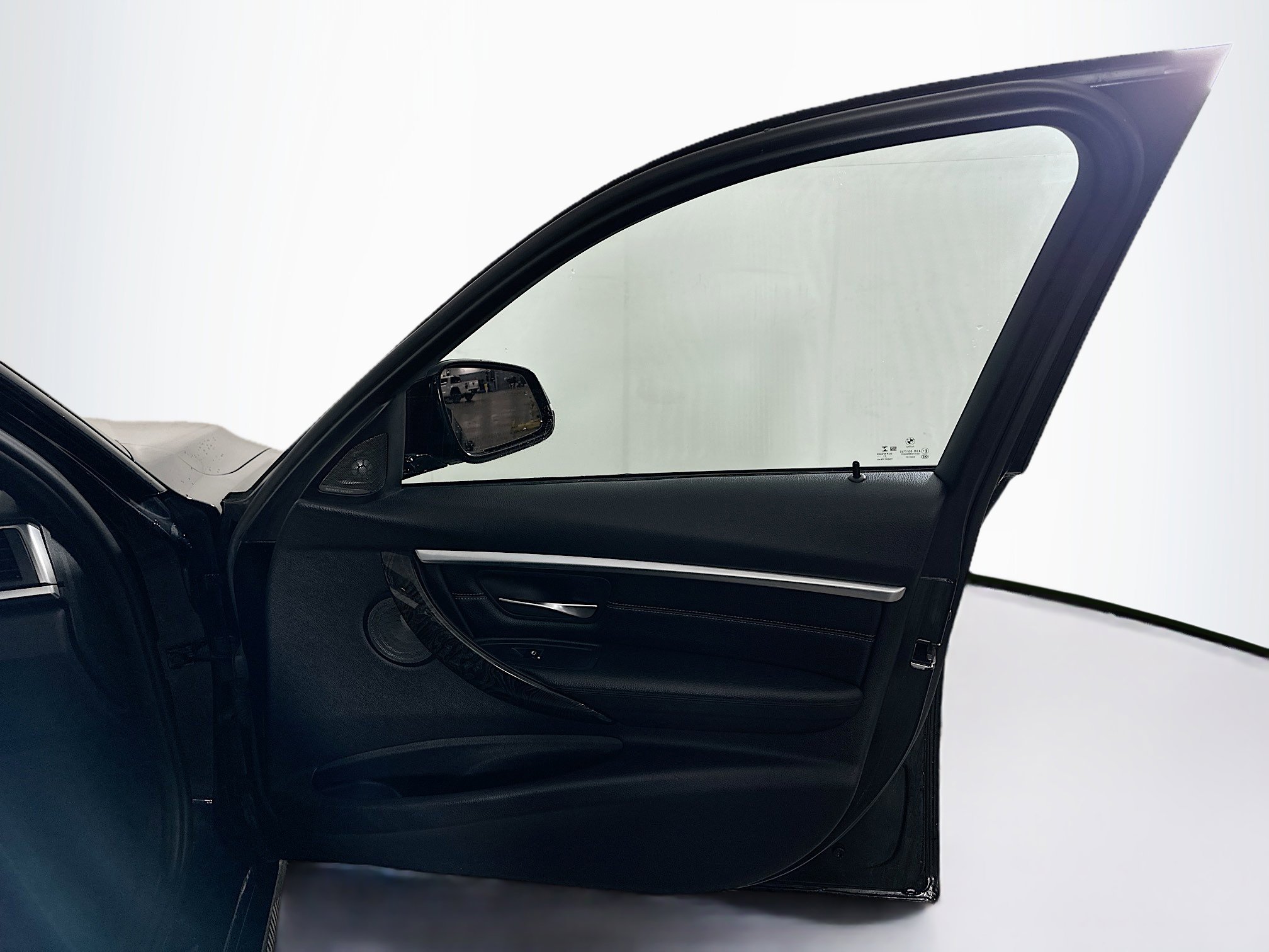 Used 2017 BMW 340i xDrive Sedan image 33