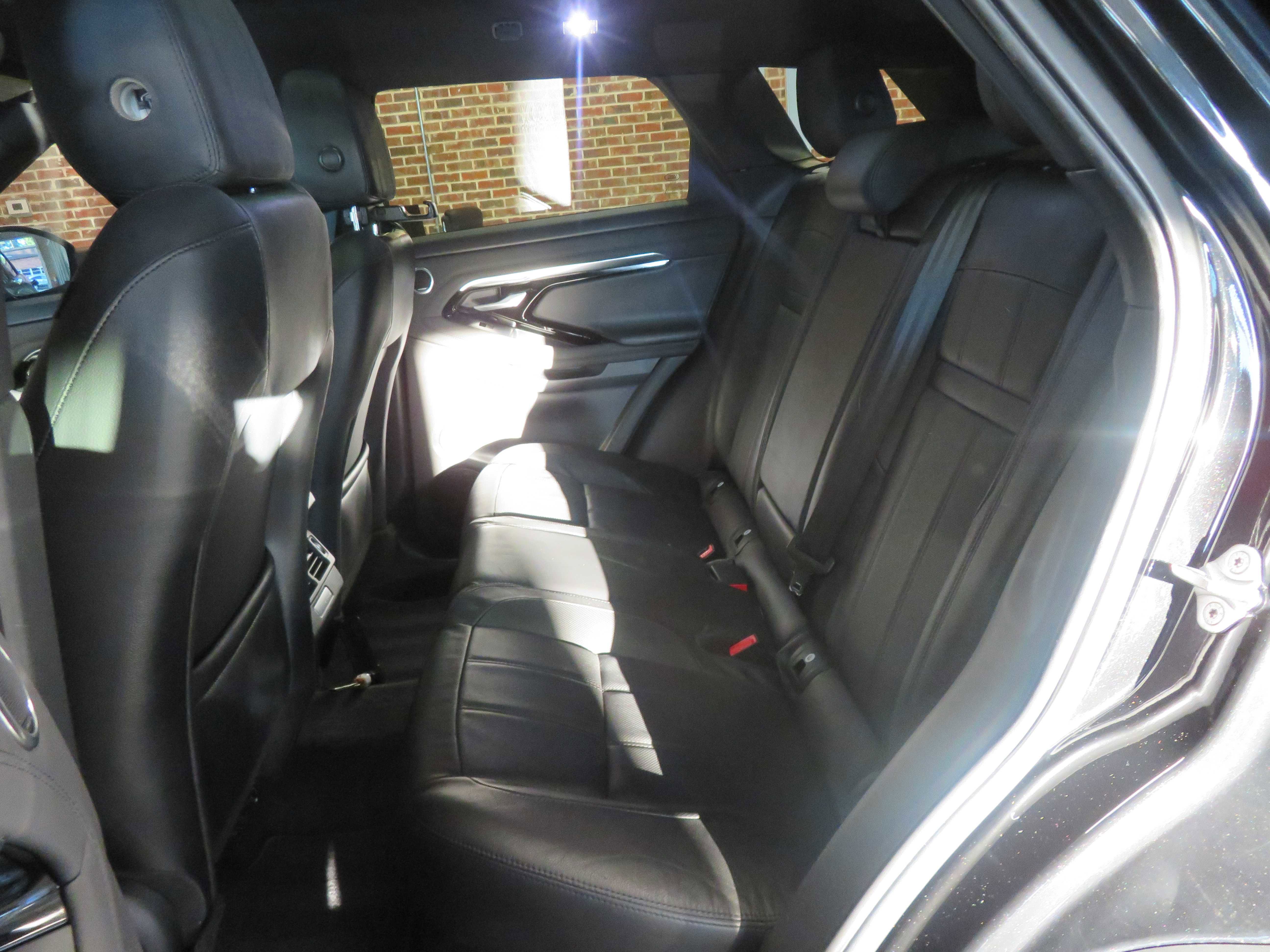 Used 2020 Land Rover Range Rover Evoque SE image 19