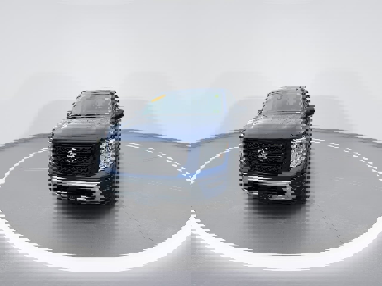 Used 2021 Nissan Titan SV w/ SV Convenience Package image 7