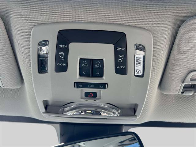 Certified 2024 Toyota Sienna LE w/ LE Plus Package image 29