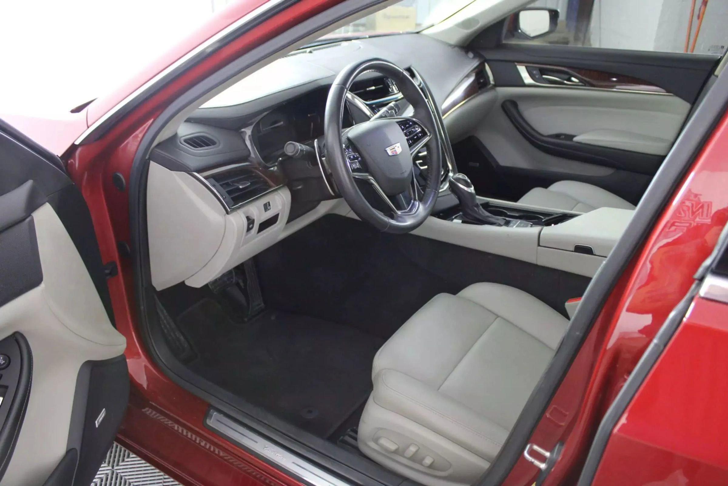 Used 2019 Cadillac CTS AWD Sedan image 10